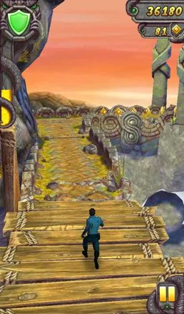 Temple Run 2 official promotional image - MobyGames