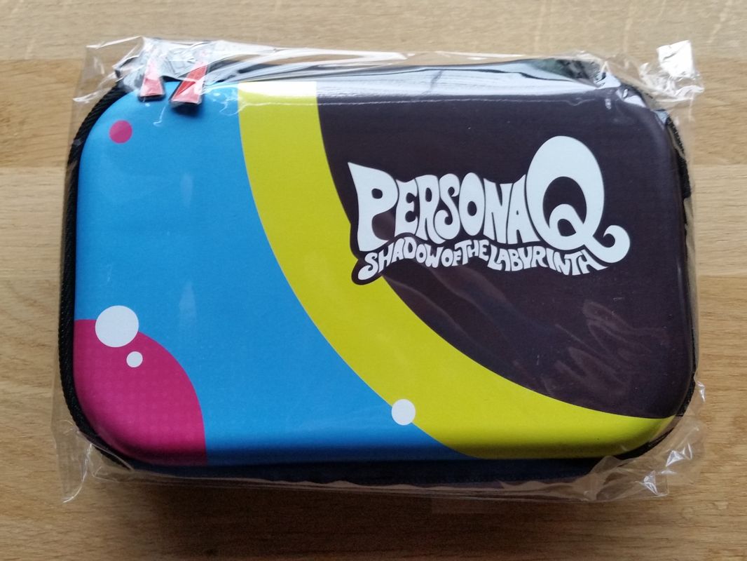 Extras for Persona Q: Shadow of the Labyrinth (The Wild Cards Premium Edition) (Nintendo 3DS): 3DS XL Case - Front