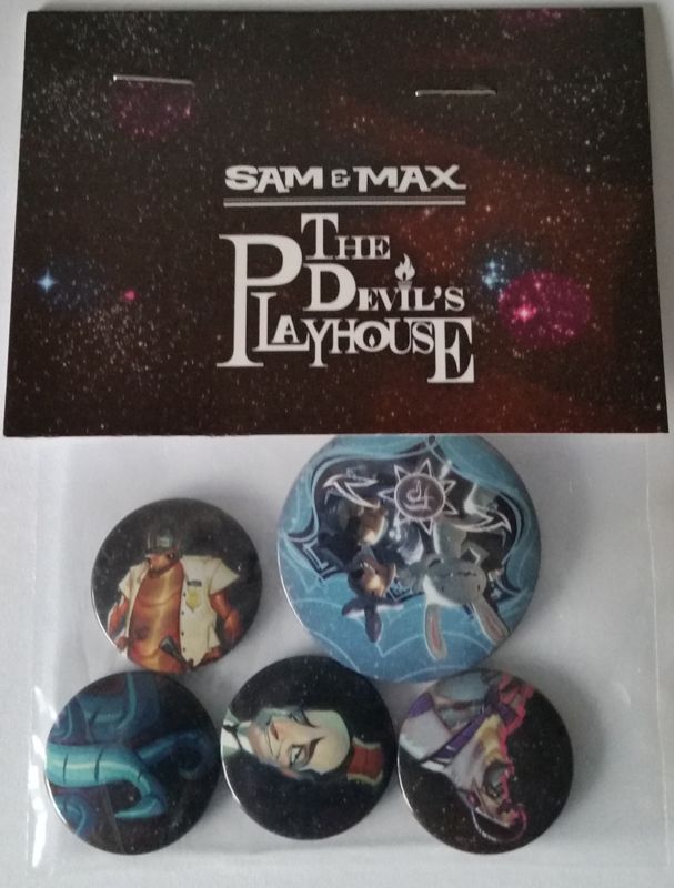 Extras for Sam & Max: The Devil's Playhouse (Macintosh and Windows): Badges - Front