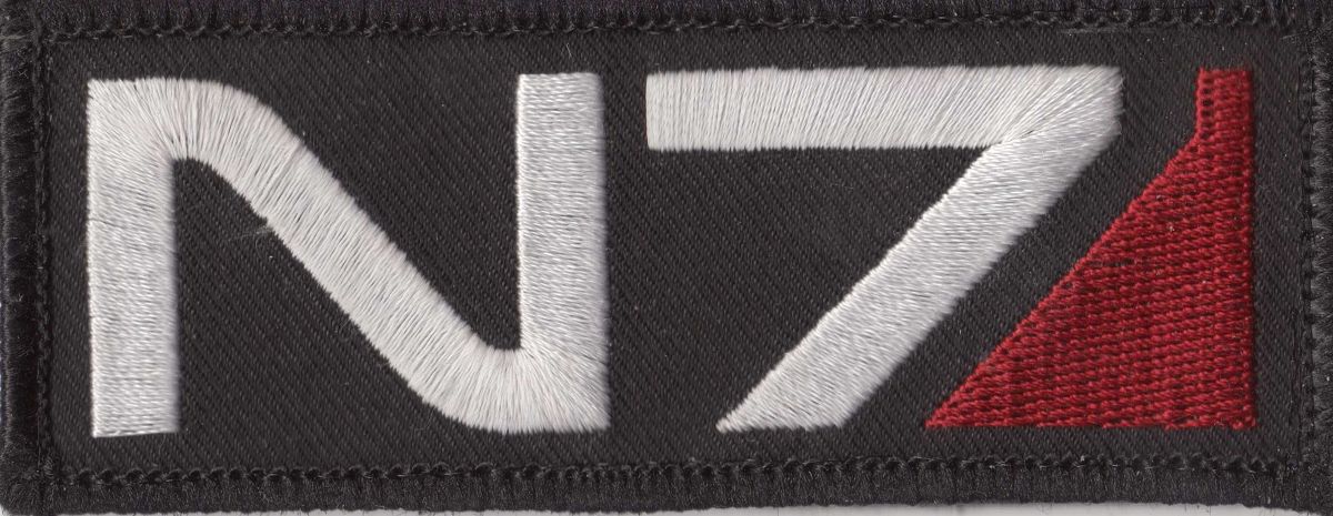 Extras for Mass Effect 3 (N7 Collector's Edition) (Xbox 360): N7 velcro patch
