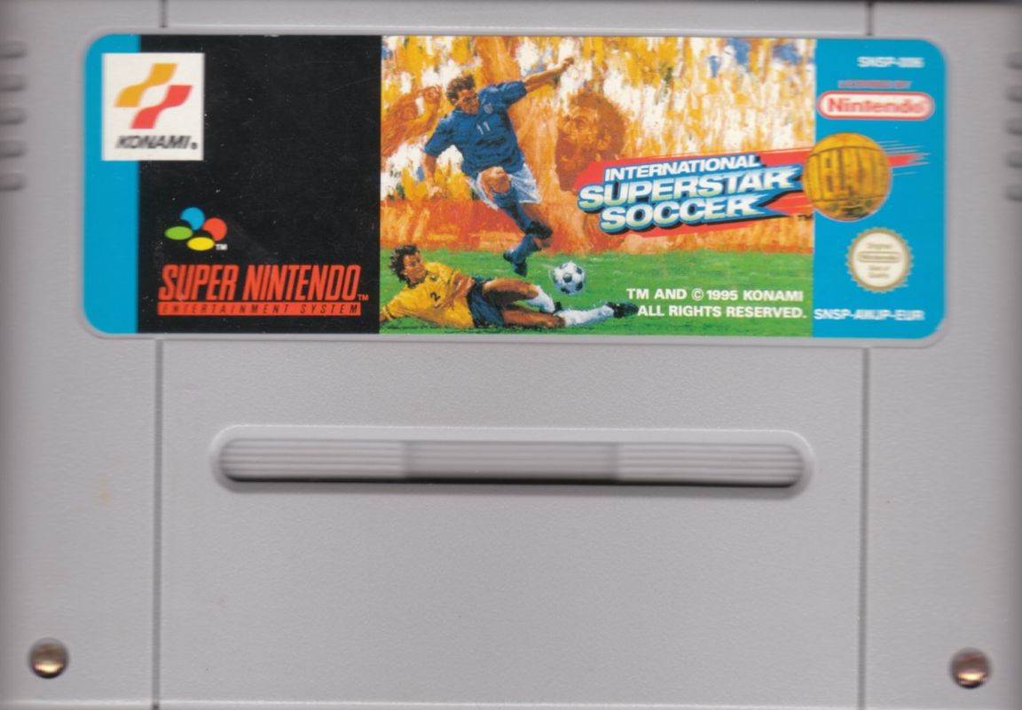 Cartucho de Super Nintendo International Superstar Soccer com Caixa e Berço