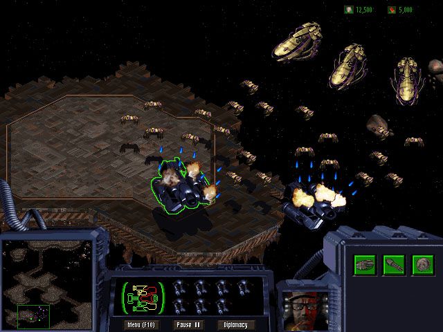 StarCraft Screenshot (Blizzard Entertainment website, 1996): Though small, the Interceptors are deadly en masse.