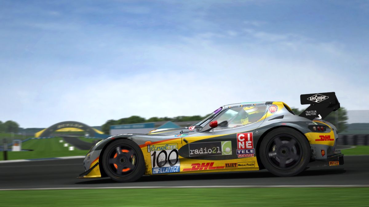 GTR 2: FIA GT Racing Game Screenshot (Steam)
