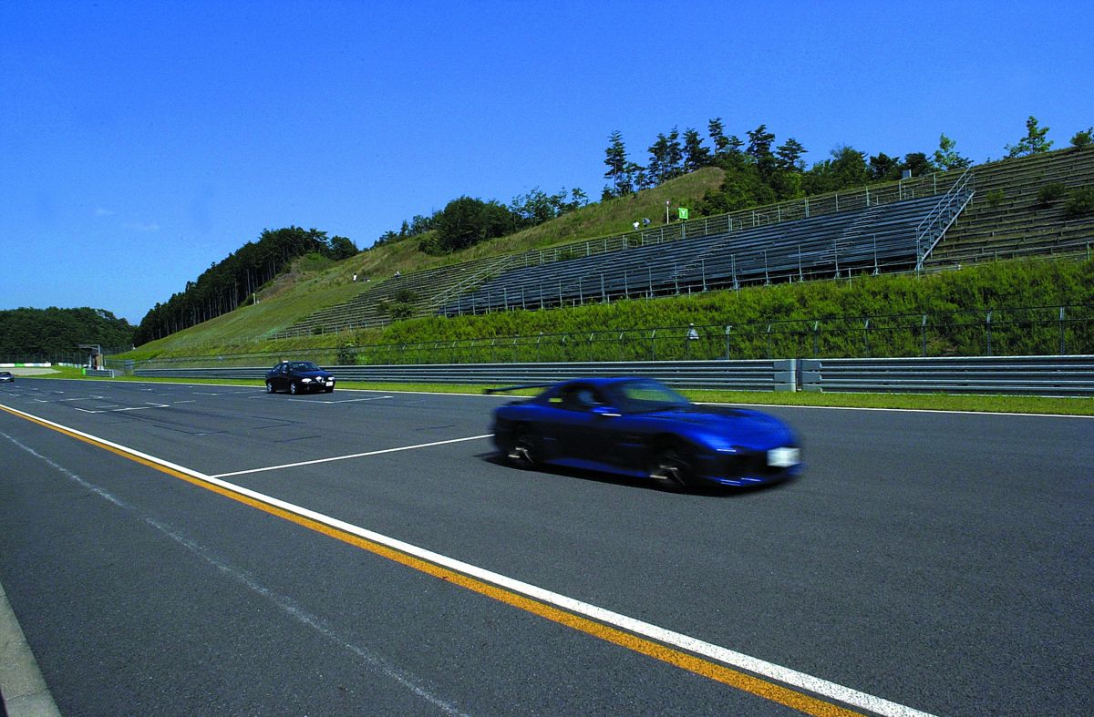 Gran Turismo 3: A-spec Official Promotional Image - MobyGames