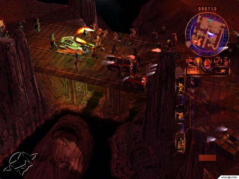Emperor: Battle for Dune Screenshot (PC.IGN.COM preview, 2000-10-19): Battle on the bridge