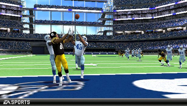 Madden NFL 12 Screenshot (PlayStation.com)