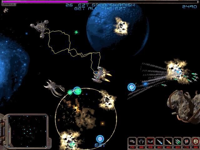 Swarm Screenshot (Reflexive Entertainment website, 2000): Rawl zaps an Electrodrone in the midst of a Clagnor kill-fest.