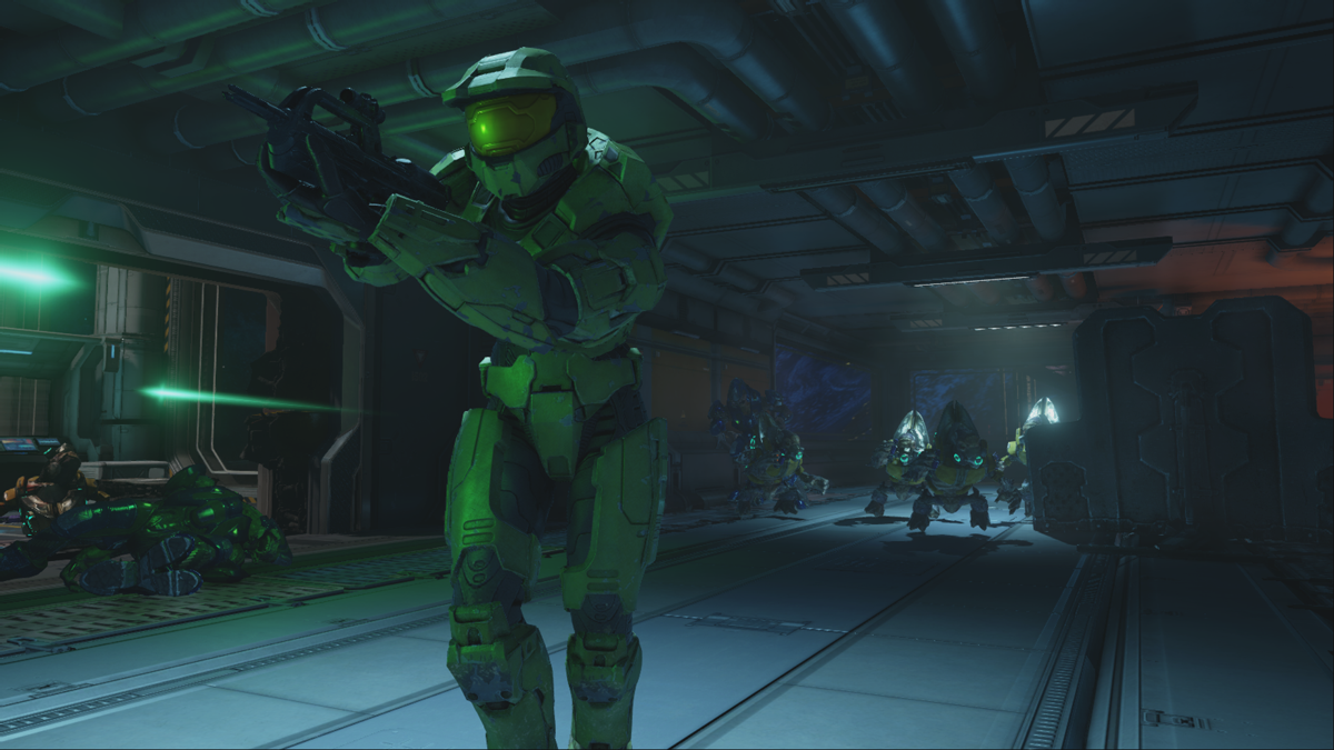 Halo: The Master Chief Collection Screenshot (Xbox.com product page): Master Chief blasting through Covenant (Halo 2 campaign)