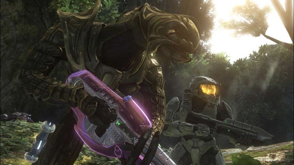Halo 3 Screenshot (Xbox.com product page): The Arbiter and Master Chief