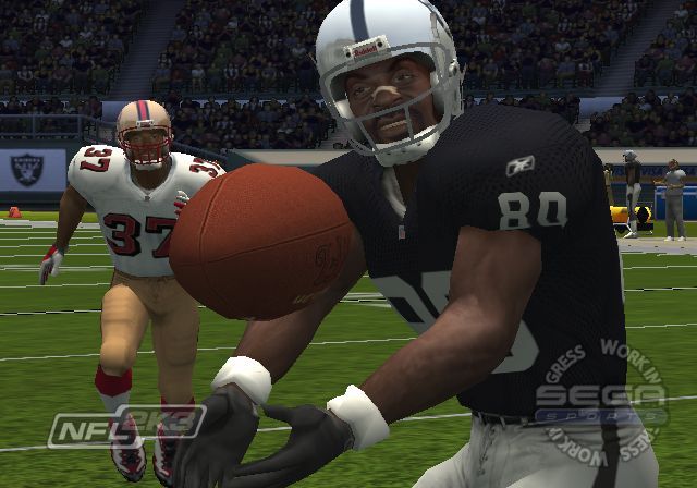 NFL 2K3 Screenshot (Sega E3 2002 Press Kit): Rice Catch Xbox