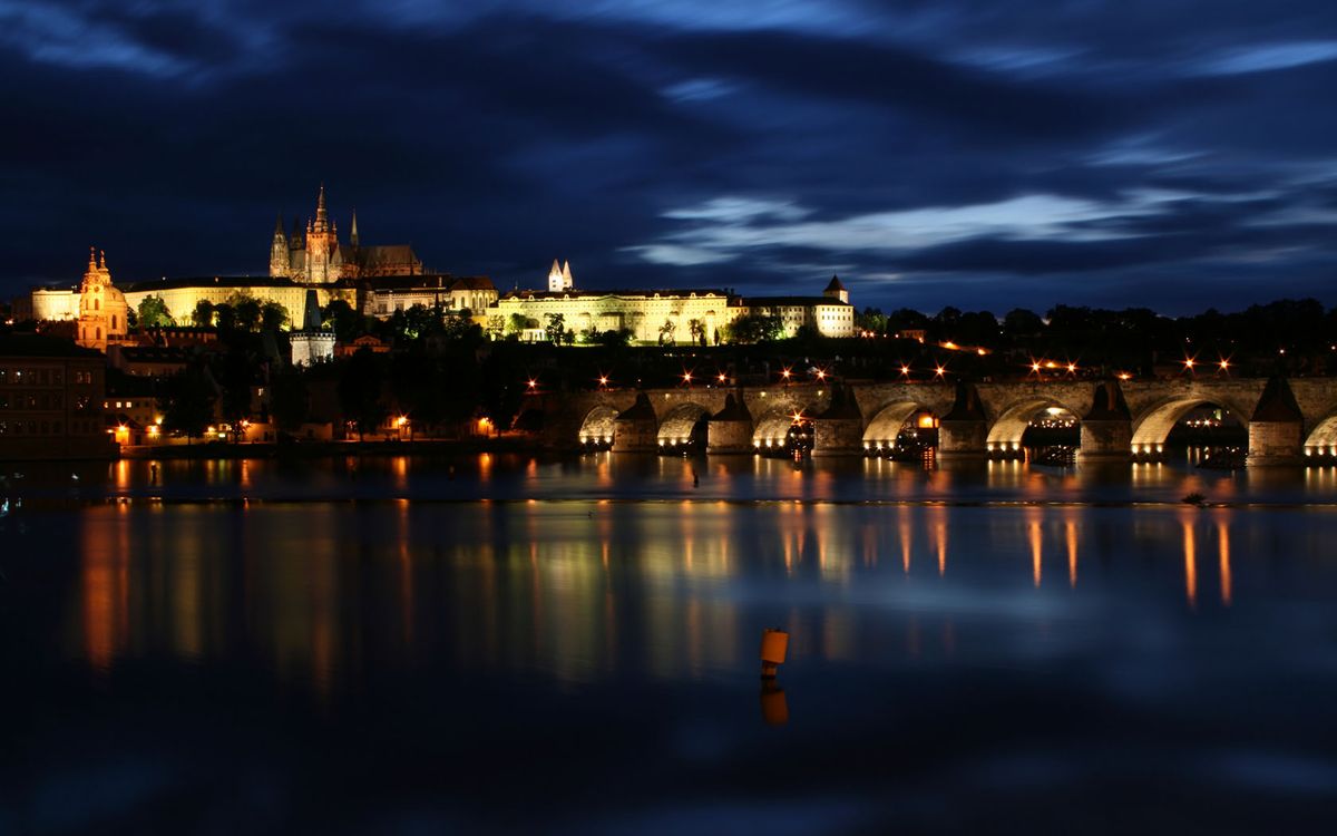 The Mysterious City: Golden Prague Wallpaper (The Mysterious City: Golden Prague - Wallpapers): wallpaper-09_wide