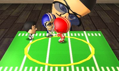 Tomodachi Life (Nintendo 3DS) screenshot: A game of "football"