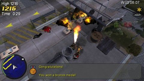 Grand Theft Auto: Chinatown Wars (PSP) screenshot: This rampage is quite easy - flamethrower packs unbelievable power