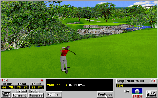 Links: Championship Course - Barton Creek (DOS) screenshot: The picturesque and tricky 16th hole (Links 386 SVGA version)