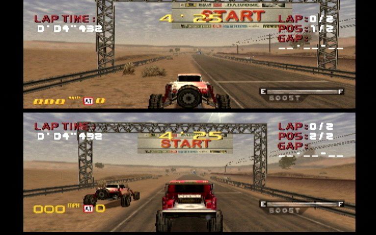 4 Wheel Thunder (Dreamcast) screenshot: Two Player Split Screen