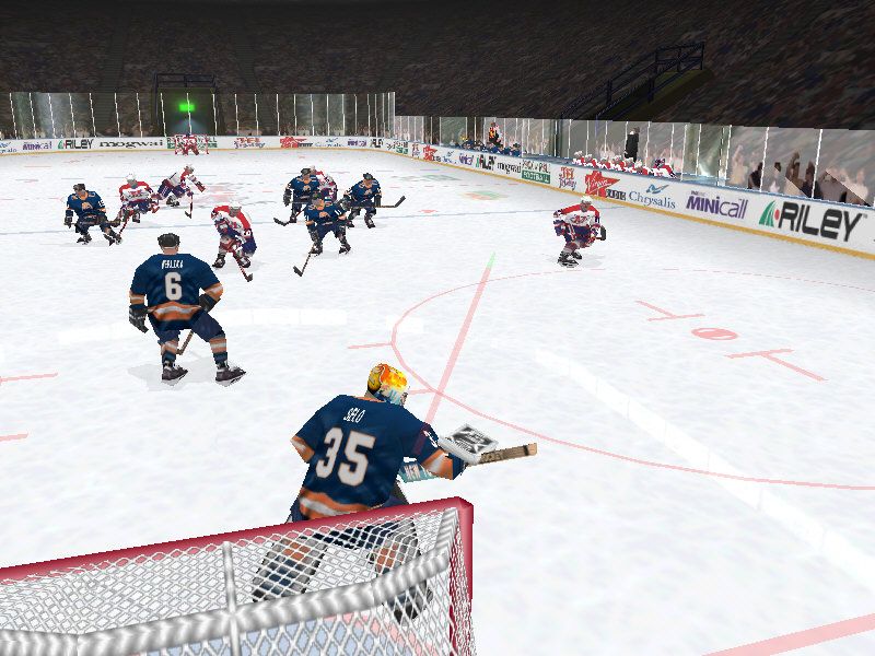 Actua Ice Hockey 2 (Windows) screenshot: GremTrax shows where the puck is going.