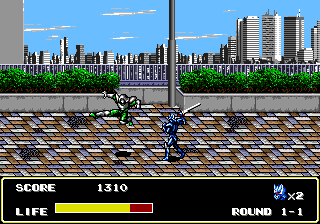 Mazin Saga: Mutant Fighter (Genesis) screenshot: Enemy performing a jump kick.