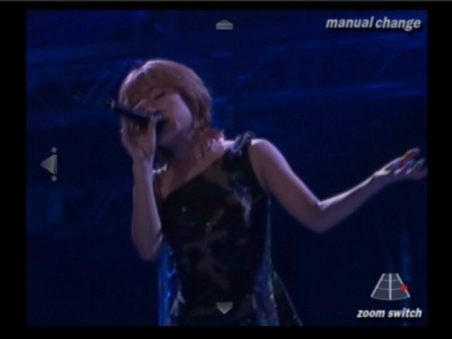Visual Mix: Ayumi Hamasaki Dome Tour 2001 (PlayStation 2) screenshot: "Never Ever" song with original color mode
