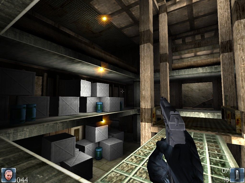 Codename: Nina - Global Terrorism Strike Force (Windows) screenshot: Okay, a room full of crates. Now I know I'm playing an FPS.