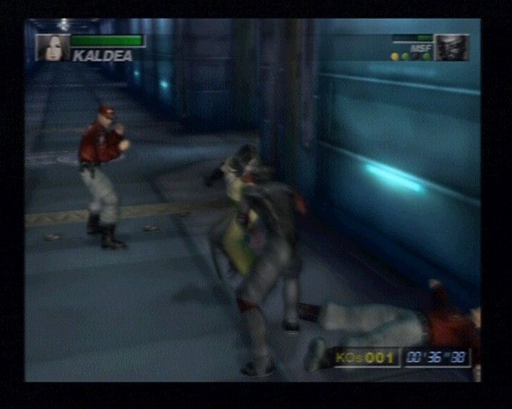 The Bouncer (PlayStation 2) screenshot: Playing the survival mode as Kaldea, one of the foes in story mode.