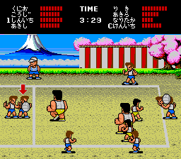 Super Dodge Ball (TurboGrafx-16) screenshot: The thick of the action