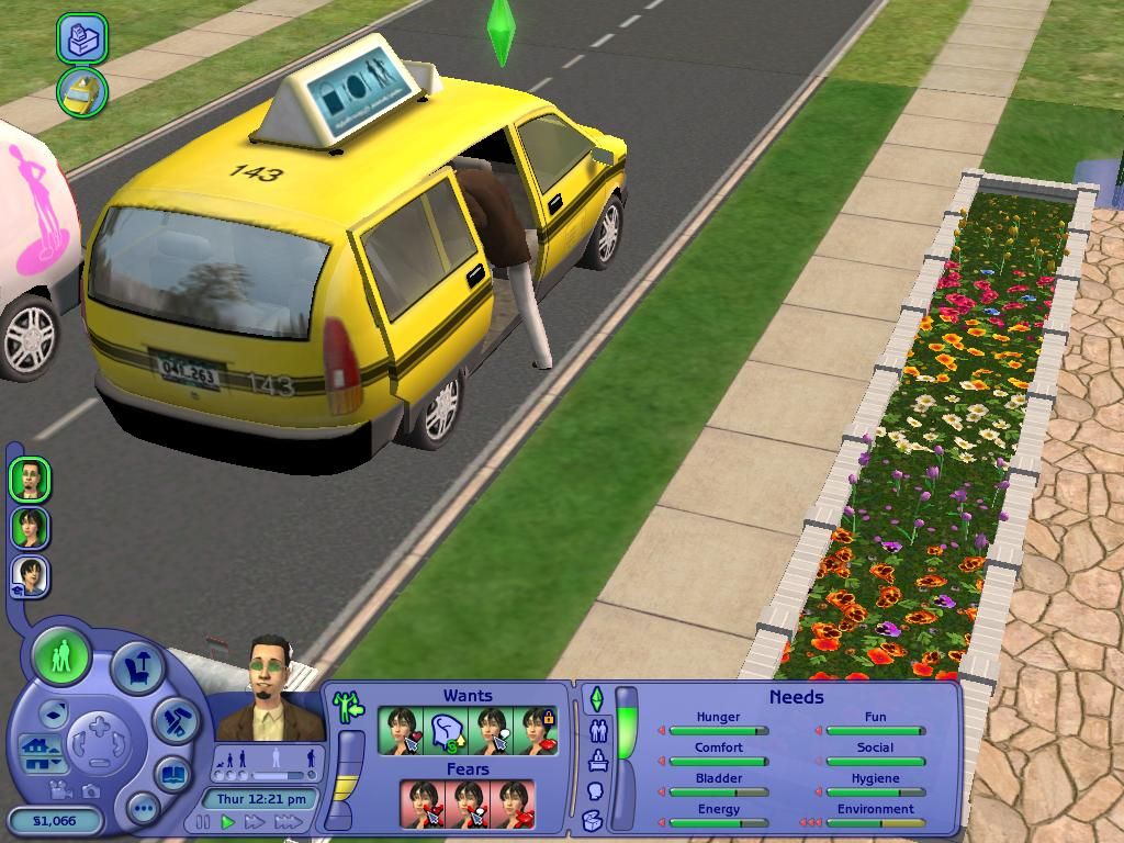 The Sims 2 (Windows) screenshot: You can now visit community lots on your own without having to drag the whole household with you.
