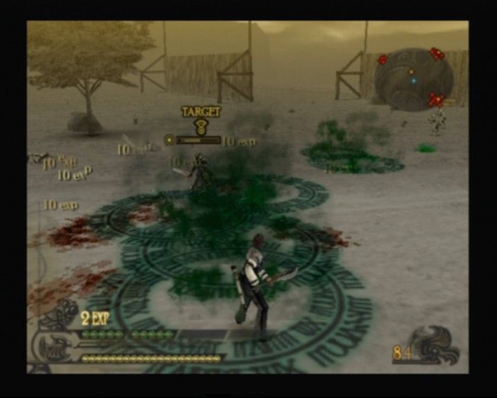 Drakengard (PlayStation 2) screenshot: Whereas yellow dots are your health, green are your mana which allow you to use magic attacks which vary upon the level and equipped weapon