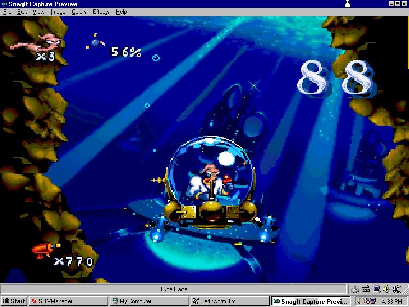 Earthworm Jim: Special Edition (Windows) screenshot: Driving a submarine.