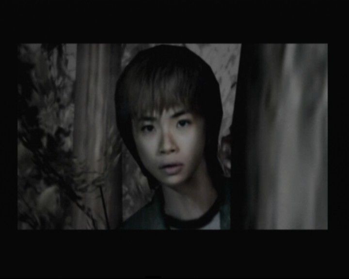 Siren (PlayStation 2) screenshot: Kyoya Suda seems surprised by what he's witnessing