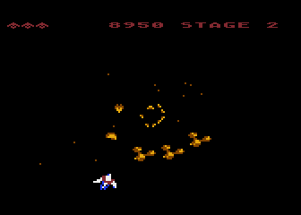 Gyruss (Atari 5200) screenshot: Shoot the satellites for bonus points