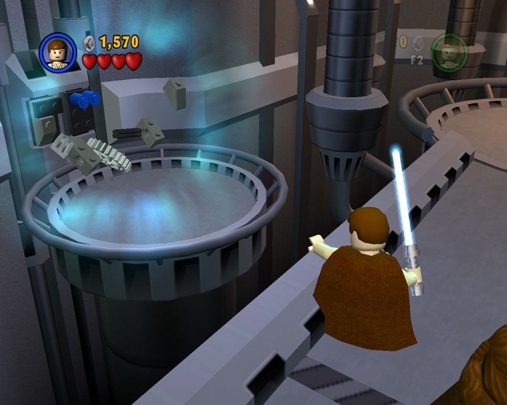 LEGO Star Wars: The Video Game (Windows) screenshot: Use the Force to repair broken devices.
