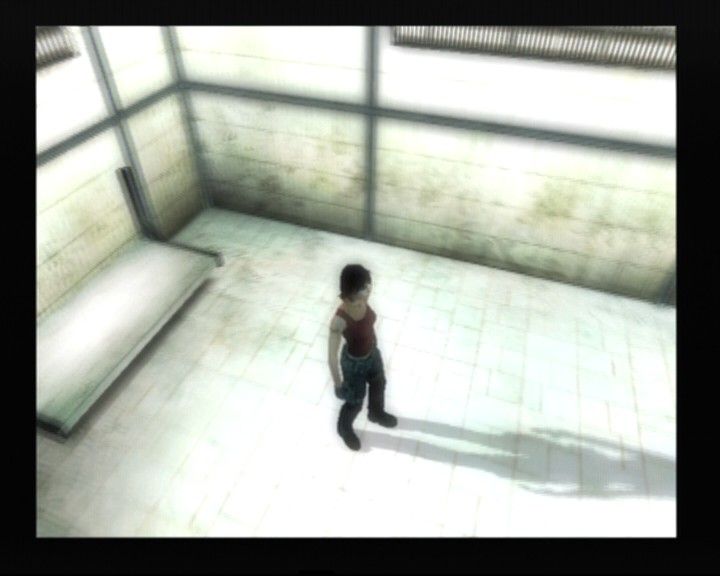 Headhunter: Redemption (PlayStation 2) screenshot: Leeza, just waking up from the prison, and ready for some deadly trials waiting up ahead