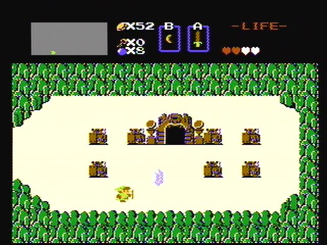 The Legend of Zelda (NES) screenshot: The entrance to a labyrinth