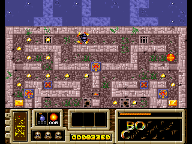 Mean Arenas (Amiga) screenshot: You are protected by a ring that destroys enemies when come in contact