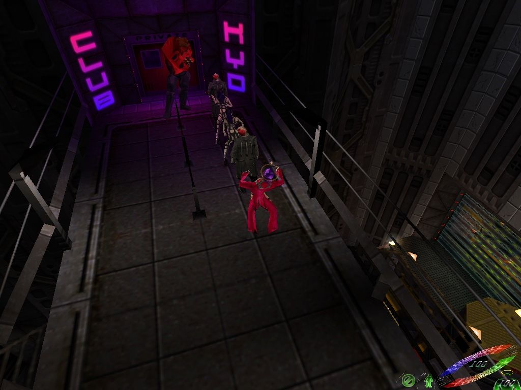 Messiah (Windows) screenshot: Jesper Kyd (composer of the music of Hitman and Messiah) owns a night club in the game