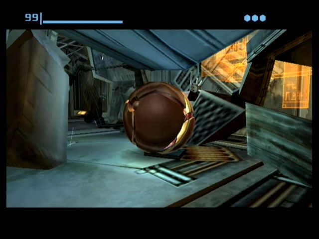 Metroid Prime (GameCube) screenshot: Rolling through some tight spots of this spaceship...