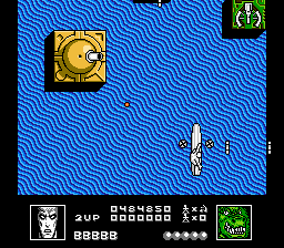 Silver Surfer (NES) screenshot: Silver Surfer is under fire by cannons in the water.