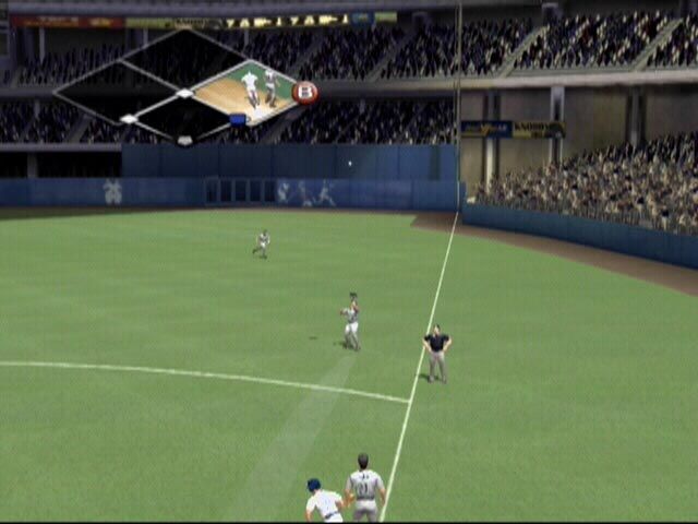 MVP Baseball 2004 (Xbox) screenshot: Waiting to grab an easy pop fly.