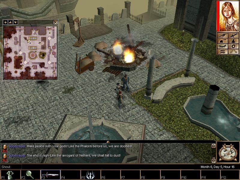Neverwinter Nights (Windows) screenshot: Wandering around in the city. Lots of NPCs to talk to. Automap appears conveniently in the corner if you press "M"