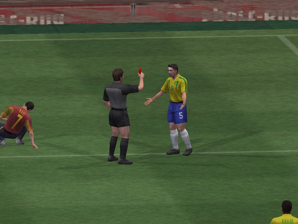 World Soccer: Winning Eleven 7 International (Windows) screenshot: Raul faked this foul, but you get red card no matter the cheating, just like in real football