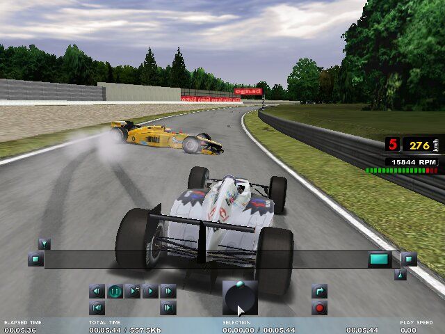 RS3: Racing Simulation Three (Windows) screenshot: Crash