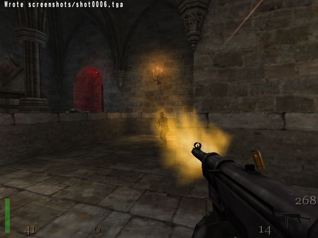 Return to Castle Wolfenstein (Windows) screenshot: A really HOT fight which HE will lose :)