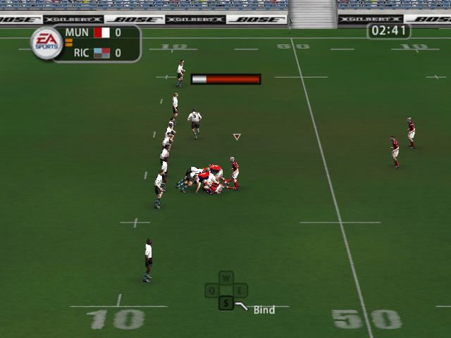 Rugby 2005 (Windows) screenshot: European cup: Munster vs. Richmond: Munster in possession at a ruck, default side view.