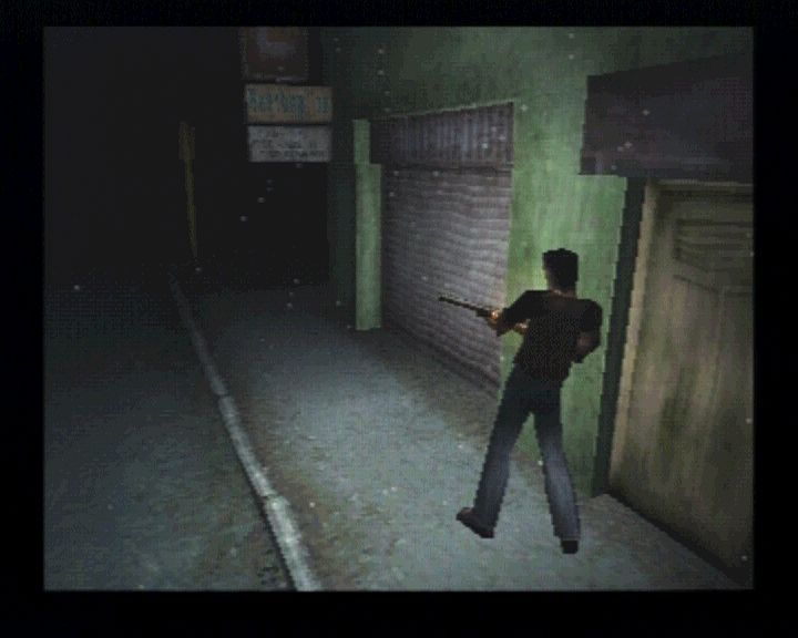 Silent Hill (PlayStation) screenshot: Harry trying the newly acquired hunter's rifle.