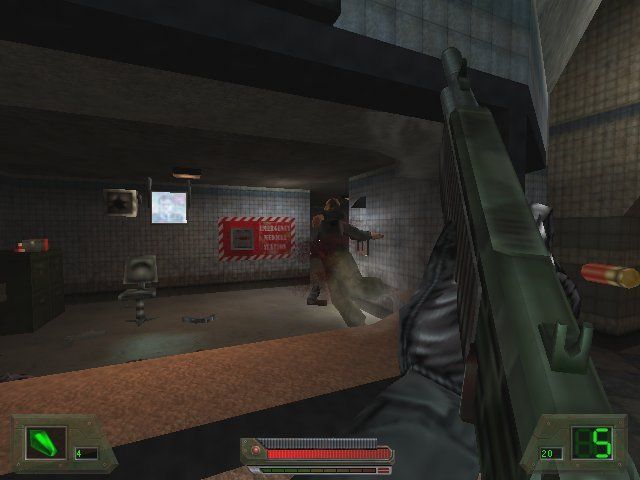 Soldier of Fortune (Windows) screenshot: don't eva leave your shotgun aside