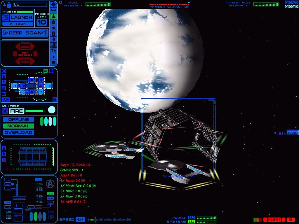 Star Trek: Starfleet Command Volume II - Empires at War (Windows) screenshot: Two Federation cruisers assaulting an orbital shipyard.