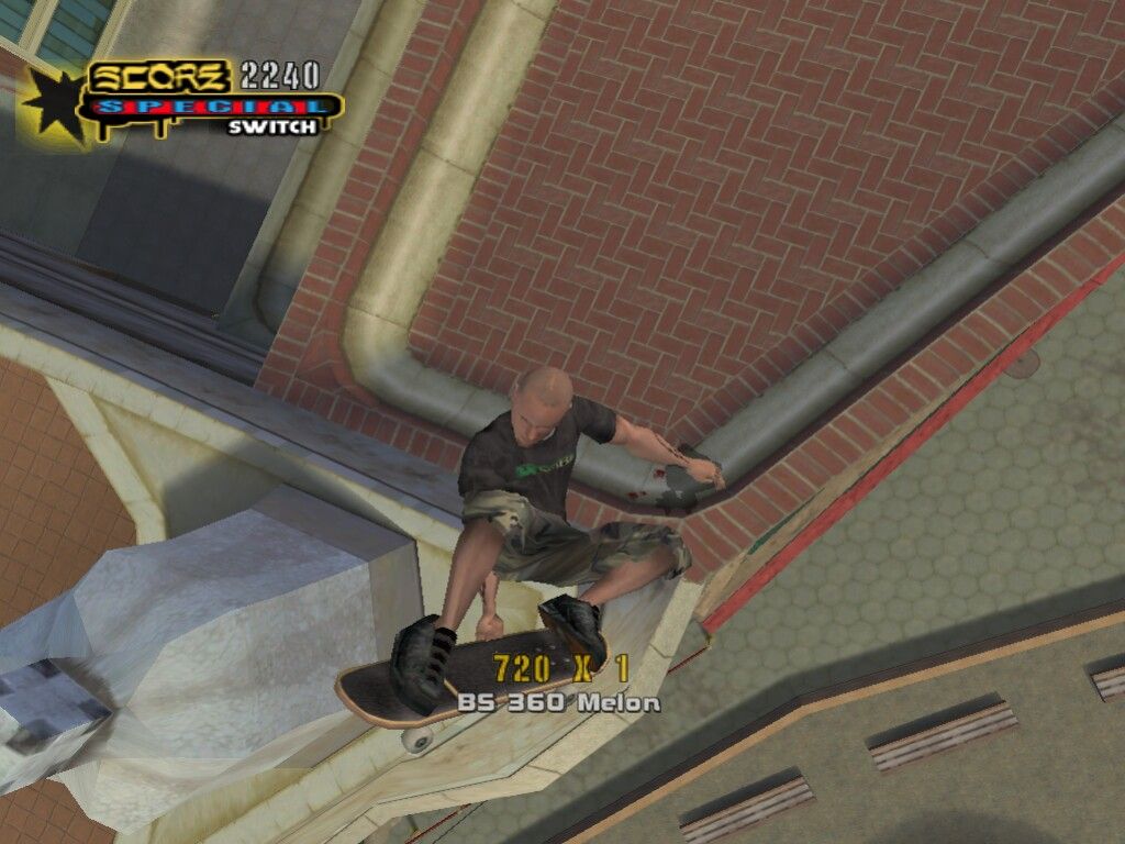 Tony Hawk's Underground 2 (Windows) screenshot: Doing it high above
