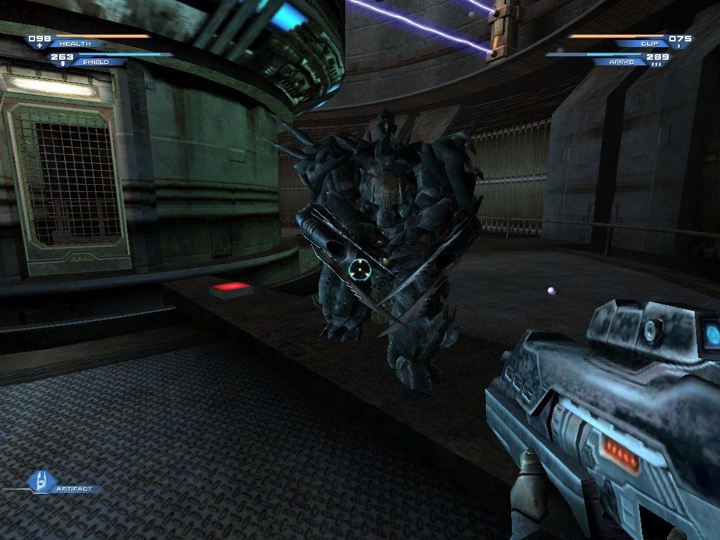 Unreal II: The Awakening (Windows) screenshot: Lookie at the critter that was waiting for me at the bottom.