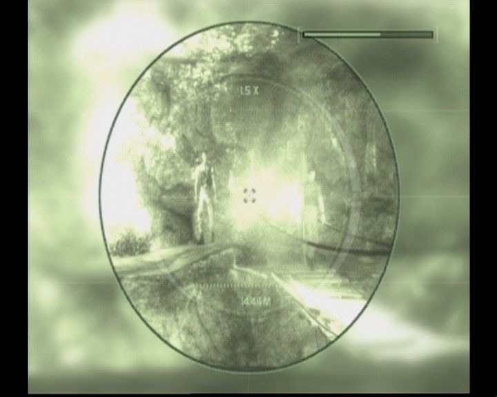 Tom Clancy's Splinter Cell: Chaos Theory (Xbox) screenshot: Two soldiers on your twelve, though with lights around night vision can get too shiny to aim properly.