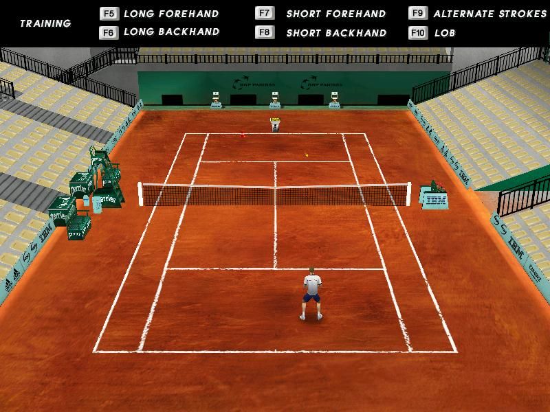 Roland Garros French Open 2001 (Windows) screenshot: Practice allows beginners to accurately aim each return shot